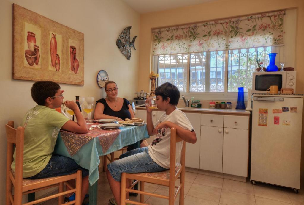 בית הארחה ערד 	נוף למדבר מראה חיצוני תמונה